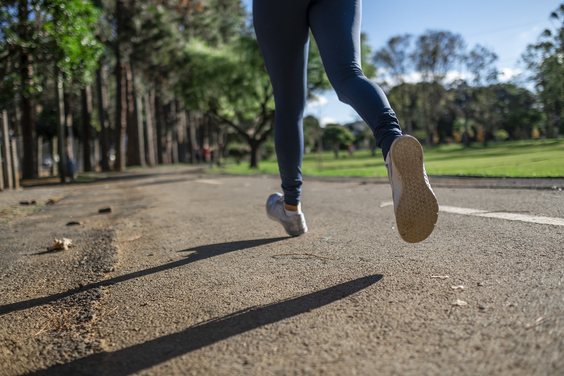 Person Jogging.  By Daniel Reche.  Free to use